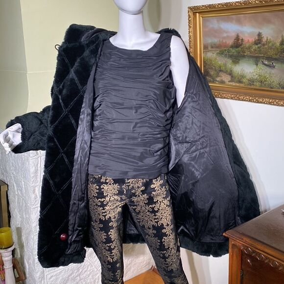 Hooded Black Textured Faux Fur Classic Duffle Coat - Picture 10 of 11